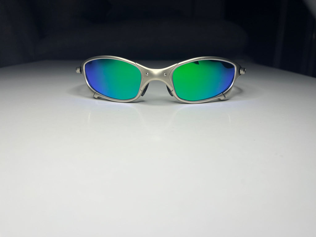 Resolute- Titanium Frame- Green/Blue Lenses- Polarized